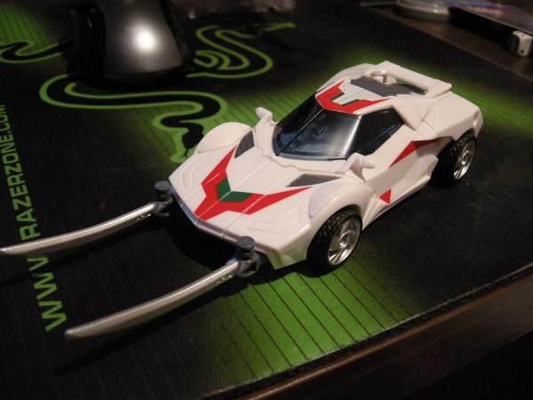 Transformers Prime Revealers Wheeljack Full Metal Hero Review  (6 of 8)